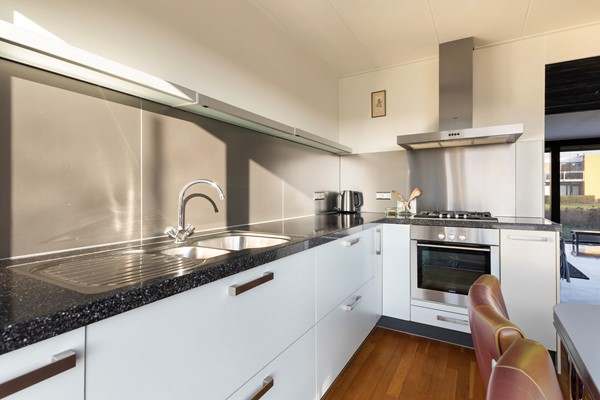 Medium property photo - K. van Zandbergenstraat 12, 9076 GB Sint Annaparochie